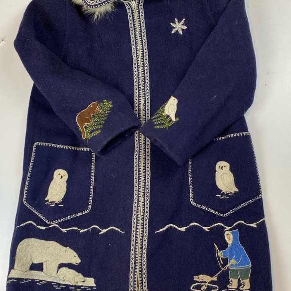 Jackets & Blazers - Vintage 1960s Inuit Wool and Fur Duffle Parka with Embroidered Animals - Sz M